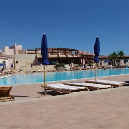 Apartment Villaggio Porto Corallo